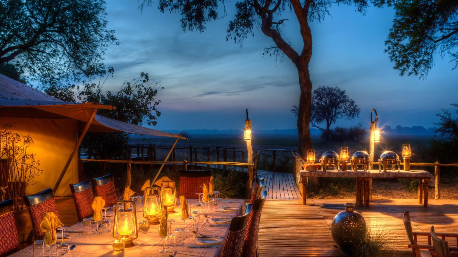Kadizora Camp – Okavango-Delta · Botswana